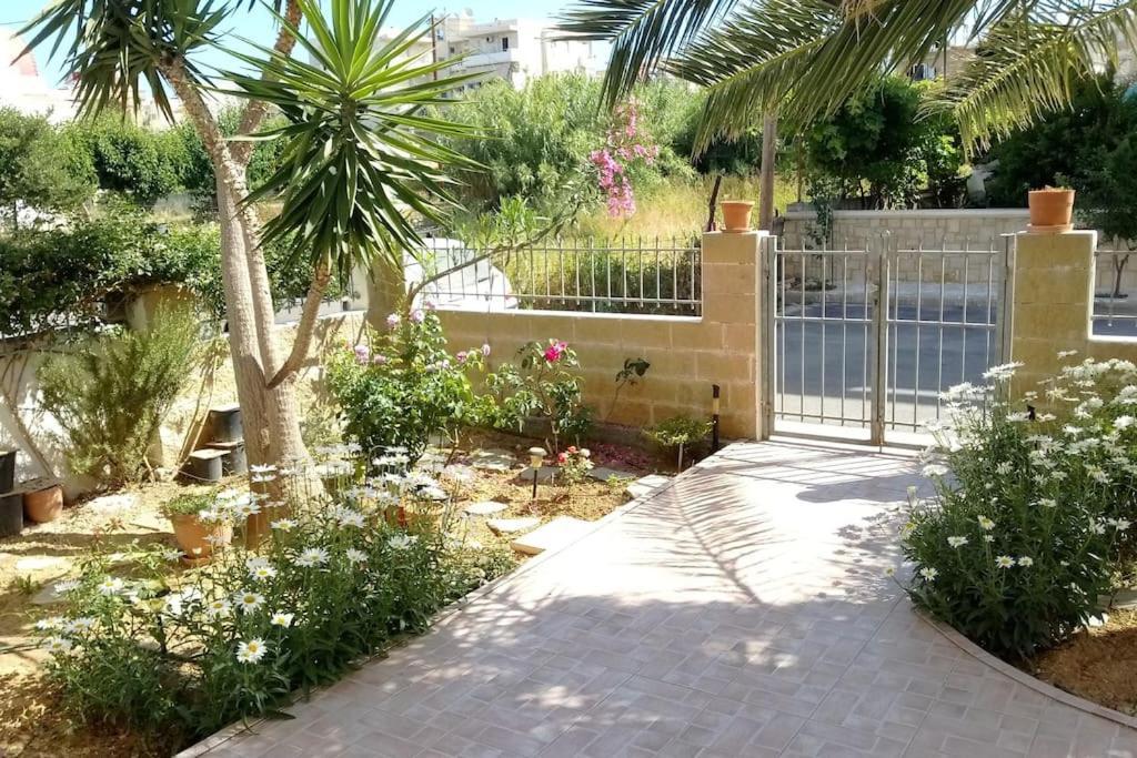 Cozy New Apartments Nea Chora Chania  Buitenkant foto